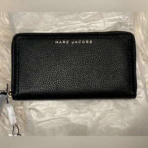 Black Marc Jacobs wallet